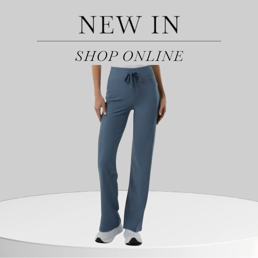 NEW 32 Degrees Cool Women's Active Flare Pants Blue Ribbed Side Pocket - Picture 2 of 15